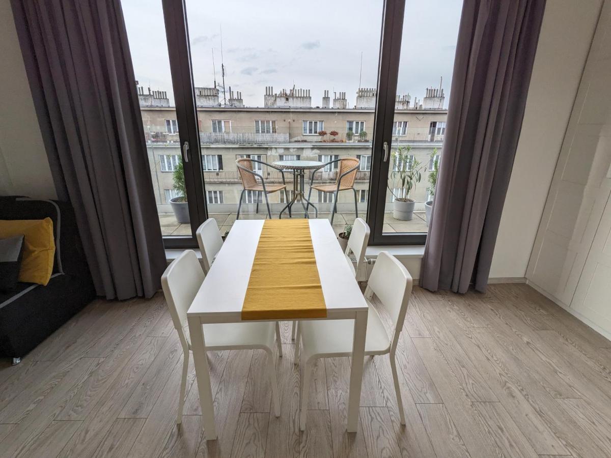 Cozy With Big Terrace In - Karlin Praga